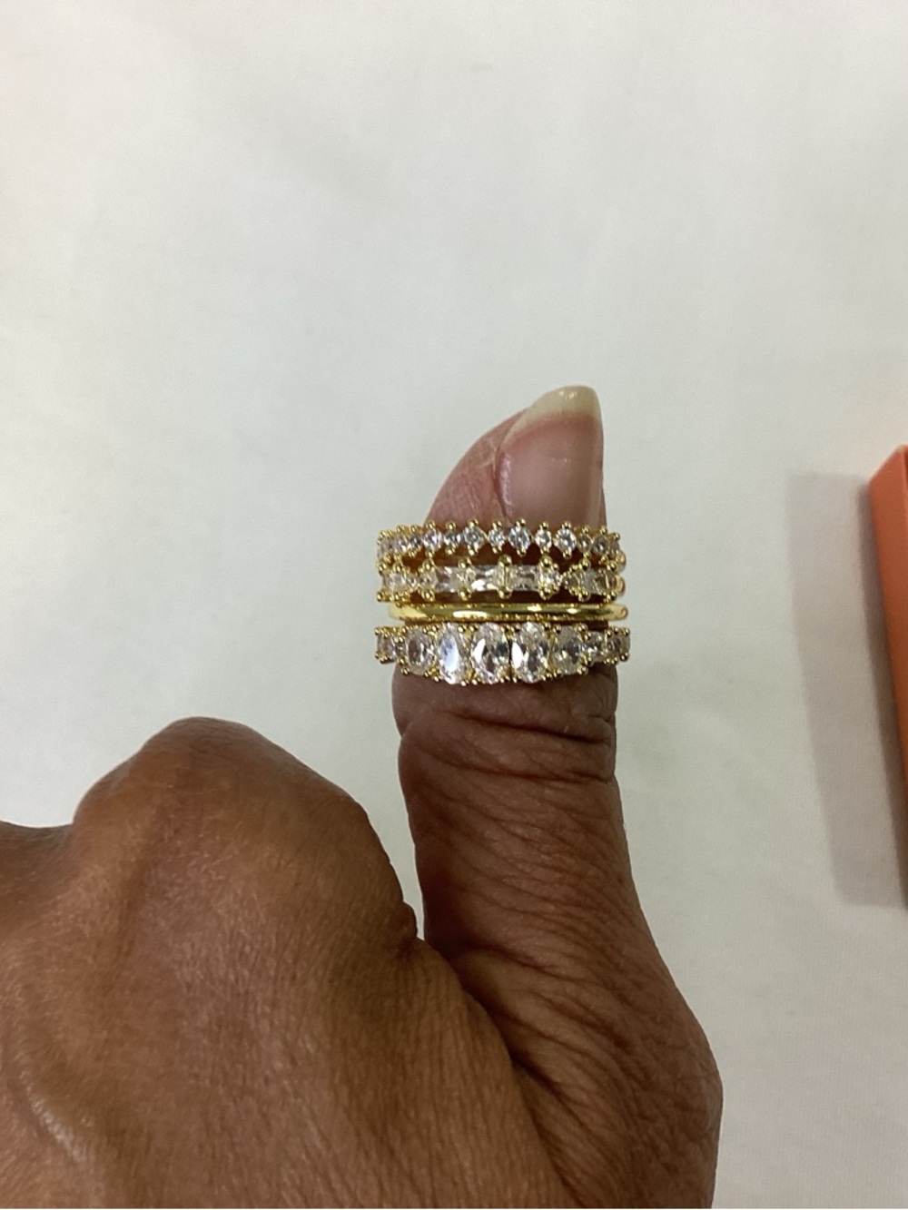 LOLIAS Gold Crystal Stackable Ring Set - Sparkling Women's Rings SIZE 8 LIKE-NEW